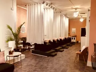 Dreams Lash Bar