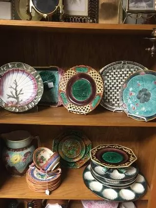 Antique Gallery