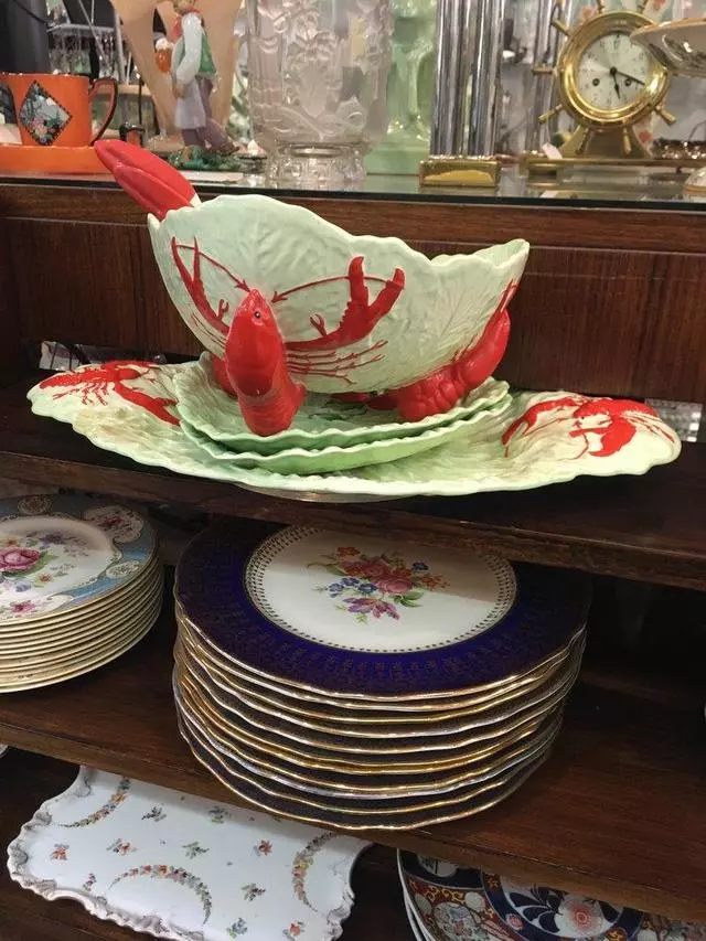 Antique Gallery