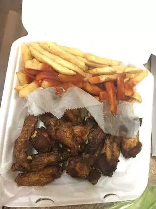 Aya’s Pizza