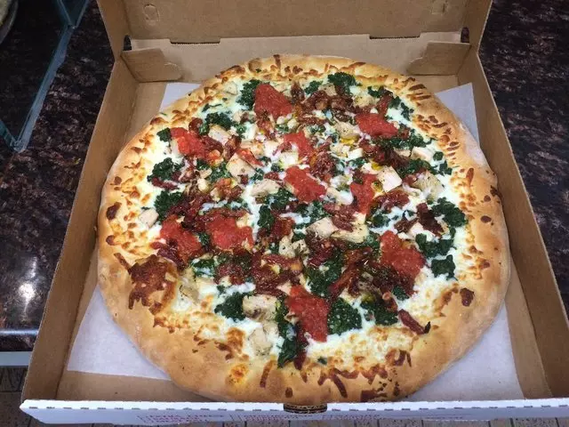 Aya’s Pizza