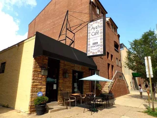 Aya’s Cafe