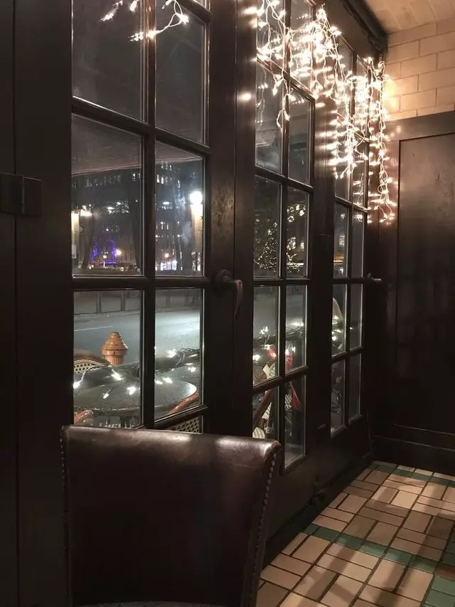 Devon Seafood Grill