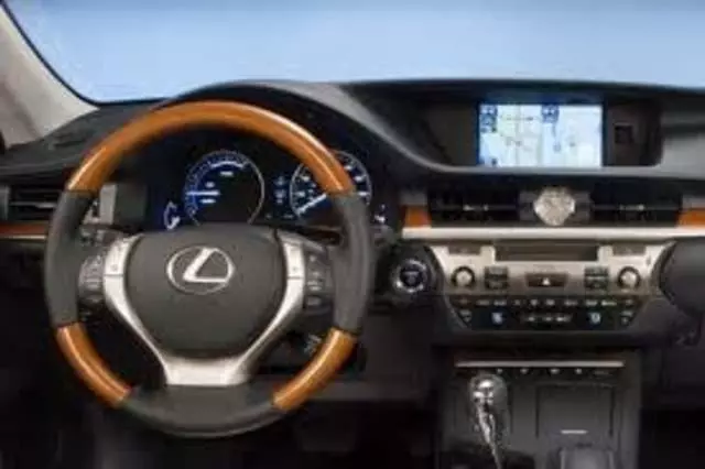 1 Luxury Limousine