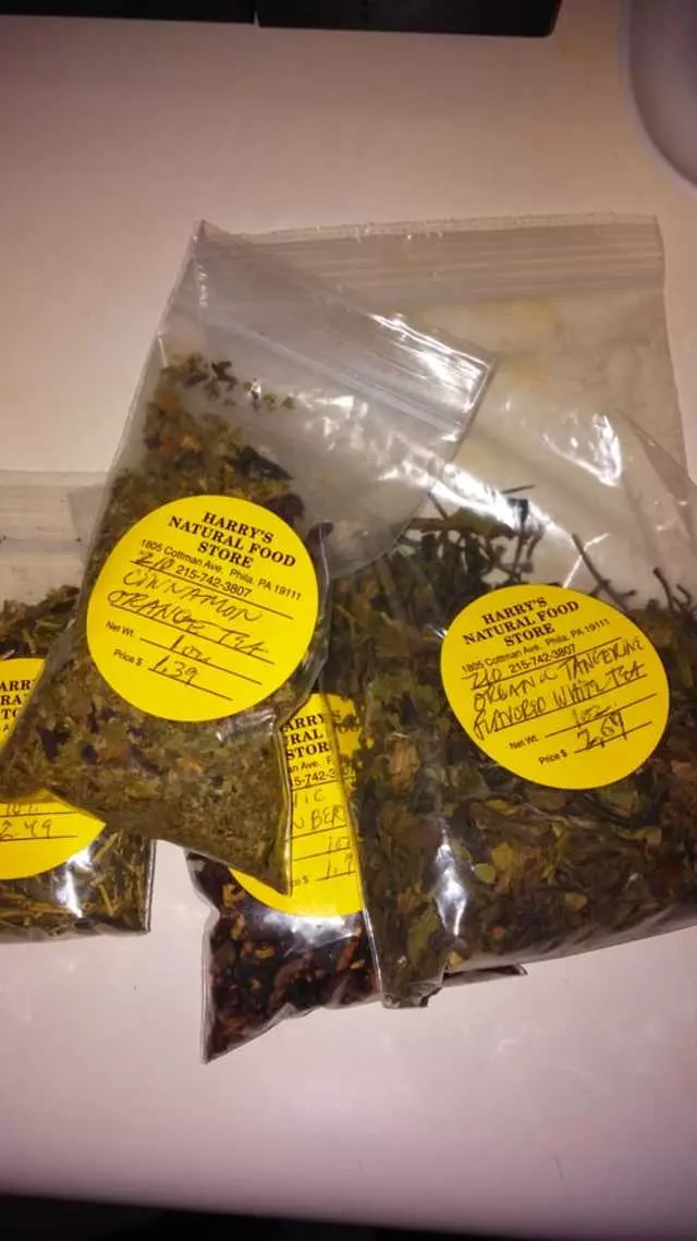 Harry&apos;s Natural Food Store