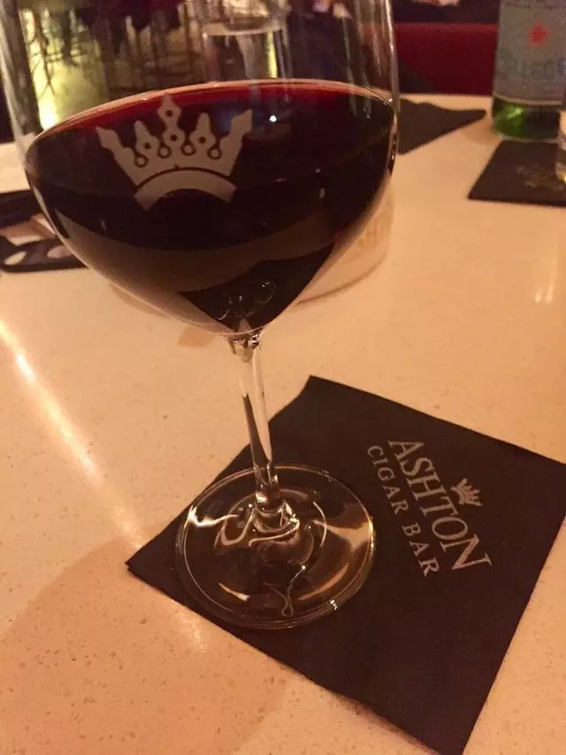 Ashton Cigar Bar