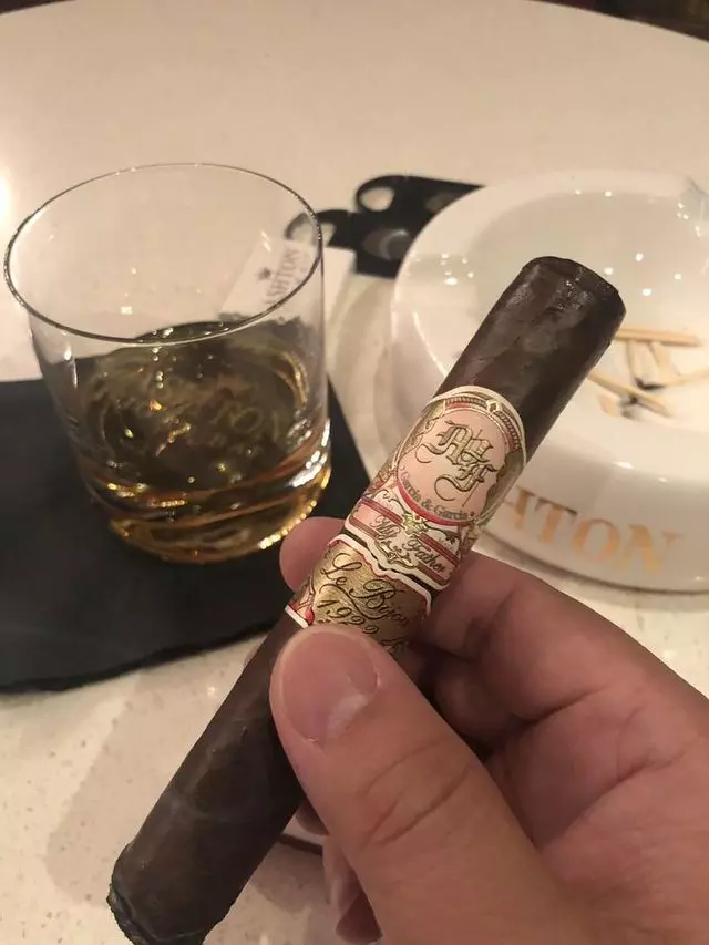 Ashton Cigar Bar