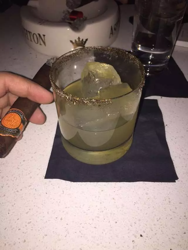 Ashton Cigar Bar