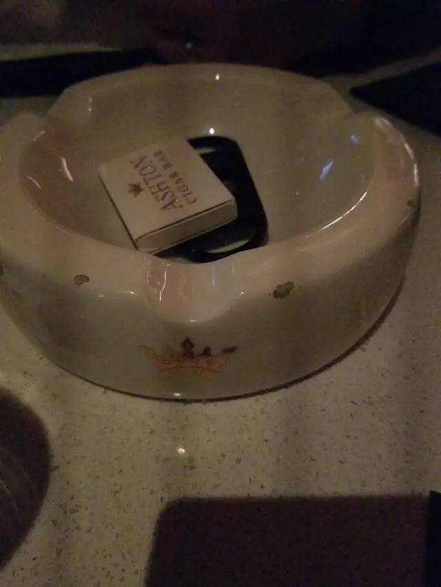 Ashton Cigar Bar