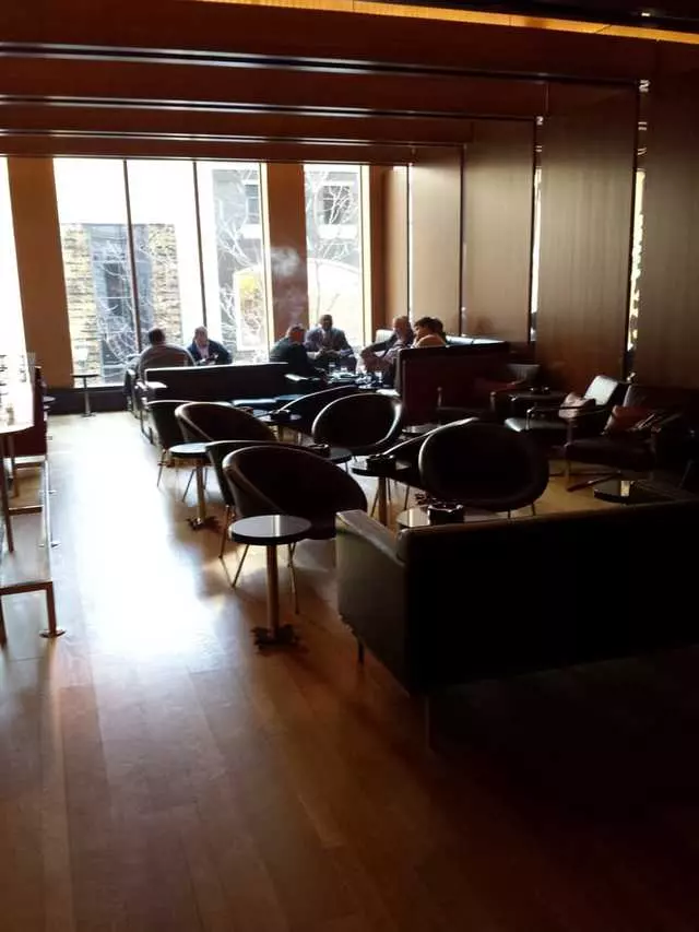 Ashton Cigar Bar