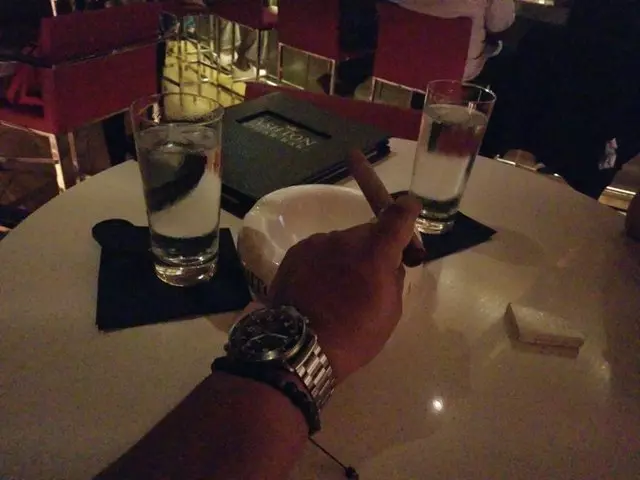 Ashton Cigar Bar