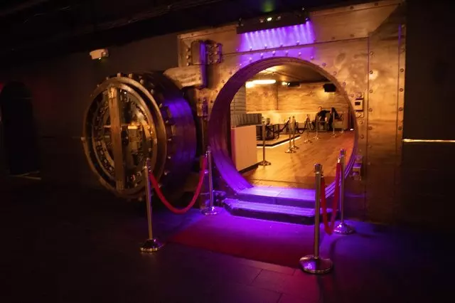 1500 lounge