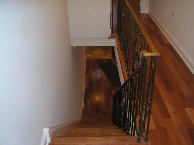 A Criniti Realty