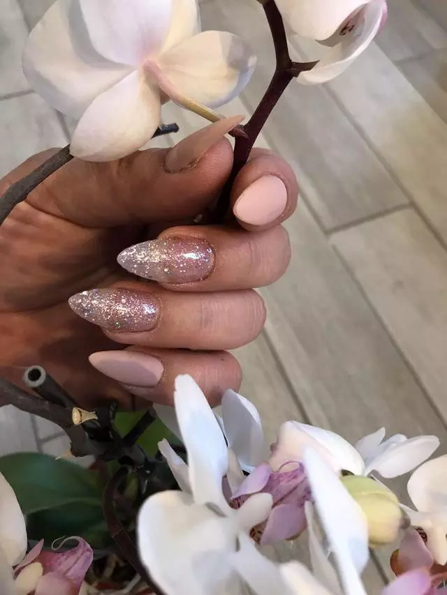 Adore Me Salon