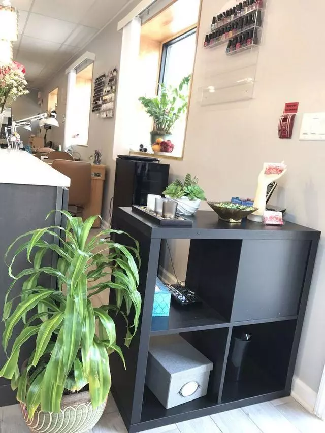 Adore Me Salon