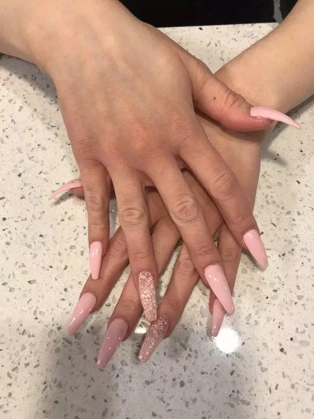 Adore Me Salon