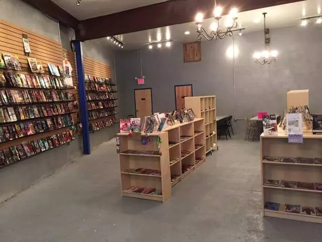 Amalgam Comics & Coffeehouse