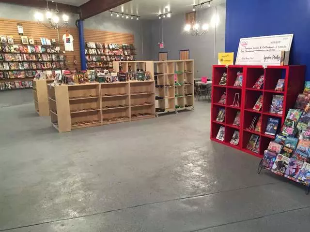 Amalgam Comics & Coffeehouse