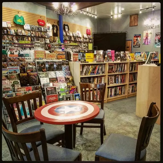 Amalgam Comics & Coffeehouse
