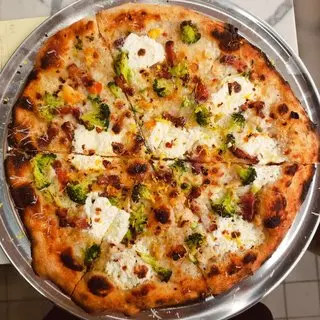 Gigi Pizza