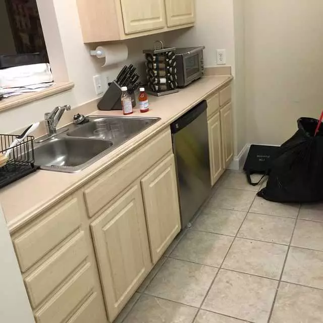 A II Z Cleaning Services
