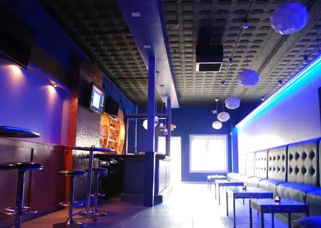Azure Ultra Lounge