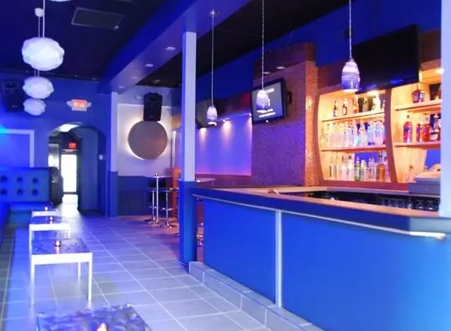 Azure Ultra Lounge