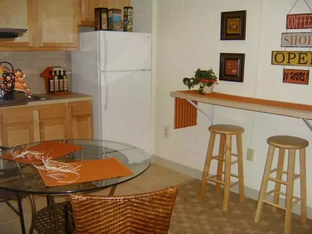 Academia Suites