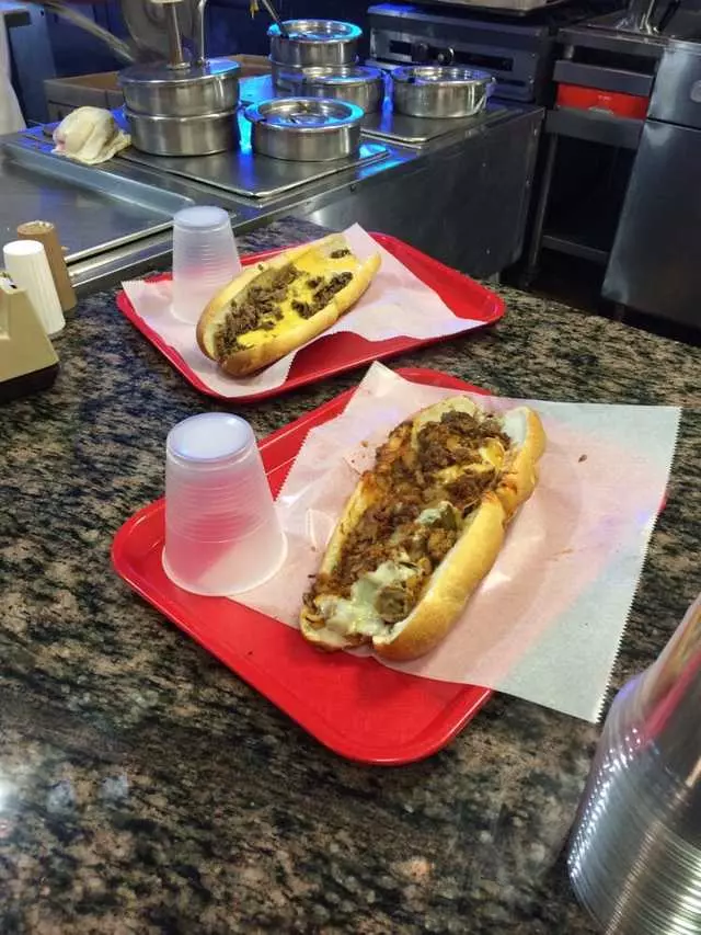 Abner’s Cheesesteaks