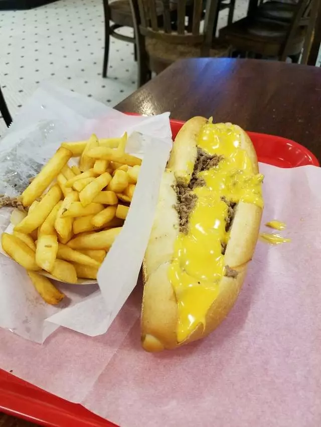 Abner’s Cheesesteaks