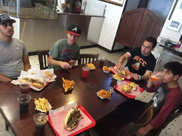 Abner’s Cheesesteaks