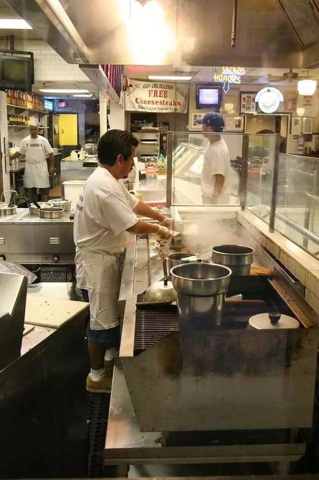 Abner’s Cheesesteaks