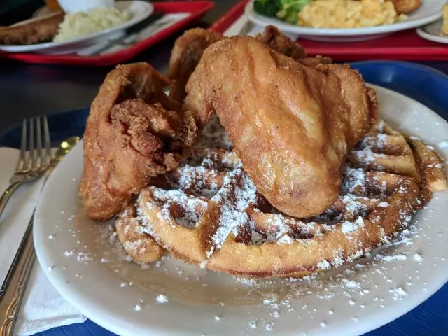Aprons Soul Food Restaurant