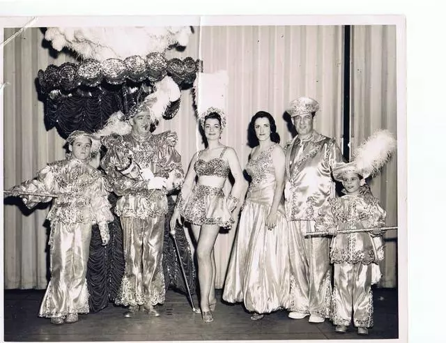 Aqua String Band