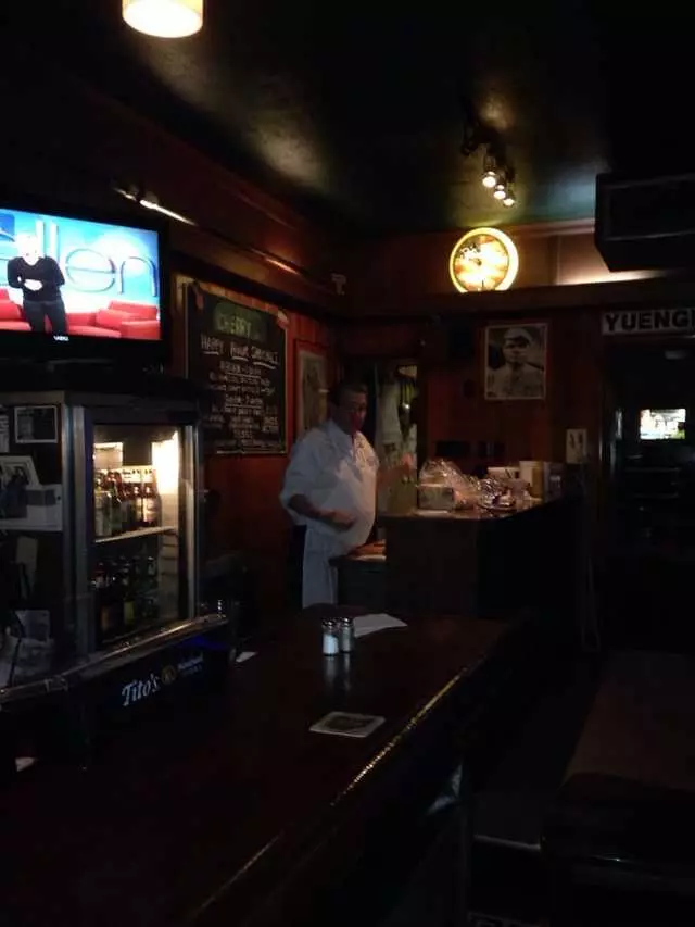 Cherry Street Tavern