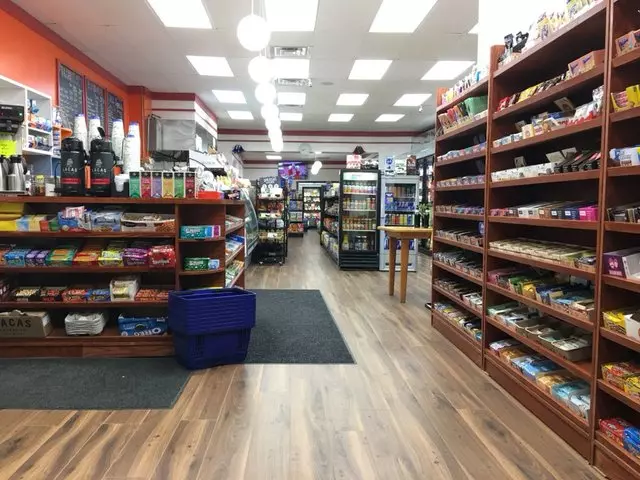 4 Seasons Food Market