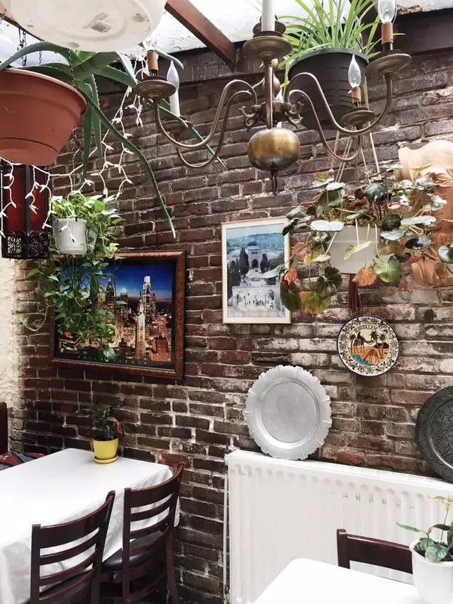 Alyan’s Restaurant