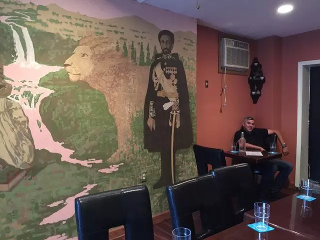 Almaz Cafe