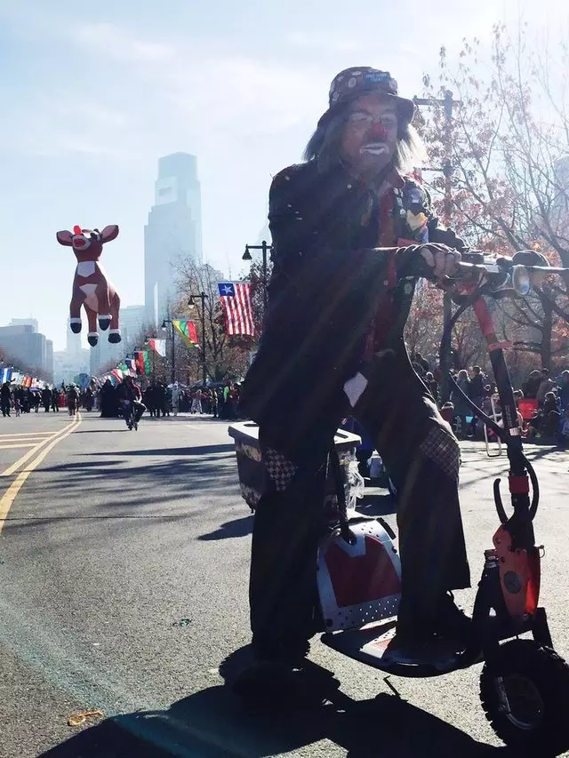 6ABC Dunkin Donuts Thanksgiving Day Parade