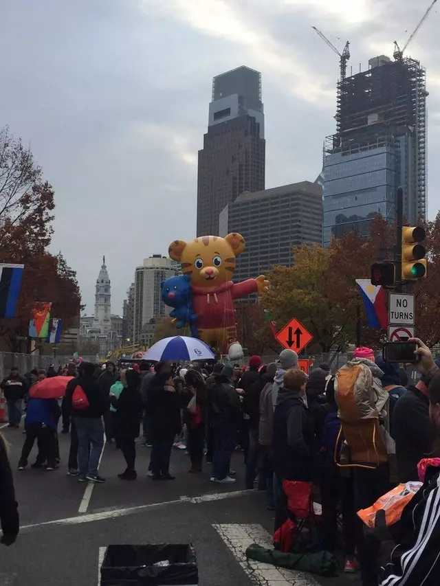 6ABC Dunkin Donuts Thanksgiving Day Parade