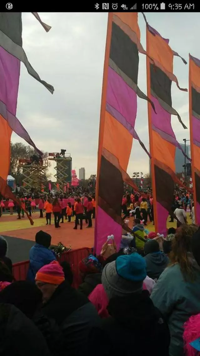 6ABC Dunkin Donuts Thanksgiving Day Parade
