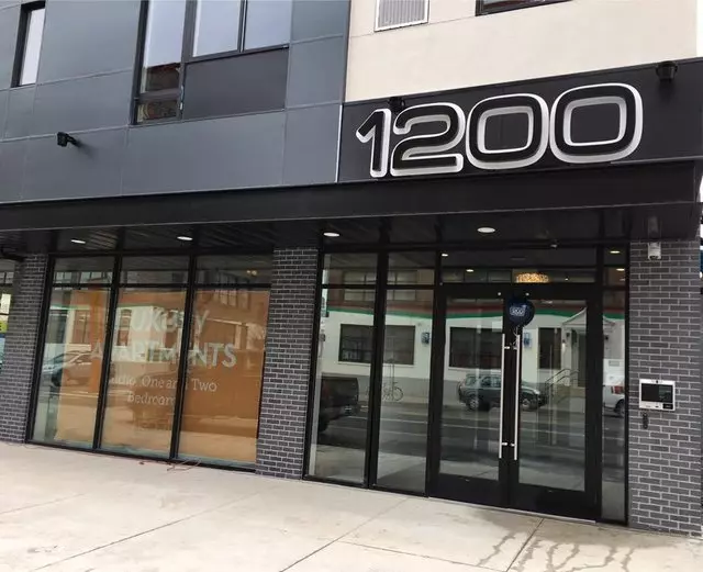 1200 Washington