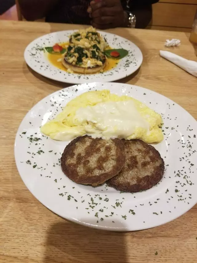 Amari’s Restaurant