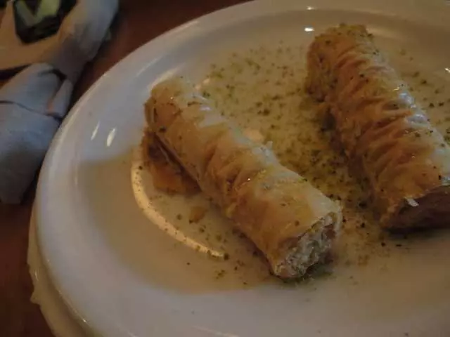 Aladdin Pizzeria & Eatery