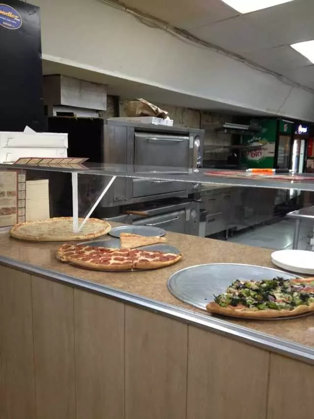 Aladdin Pizzeria & Eatery
