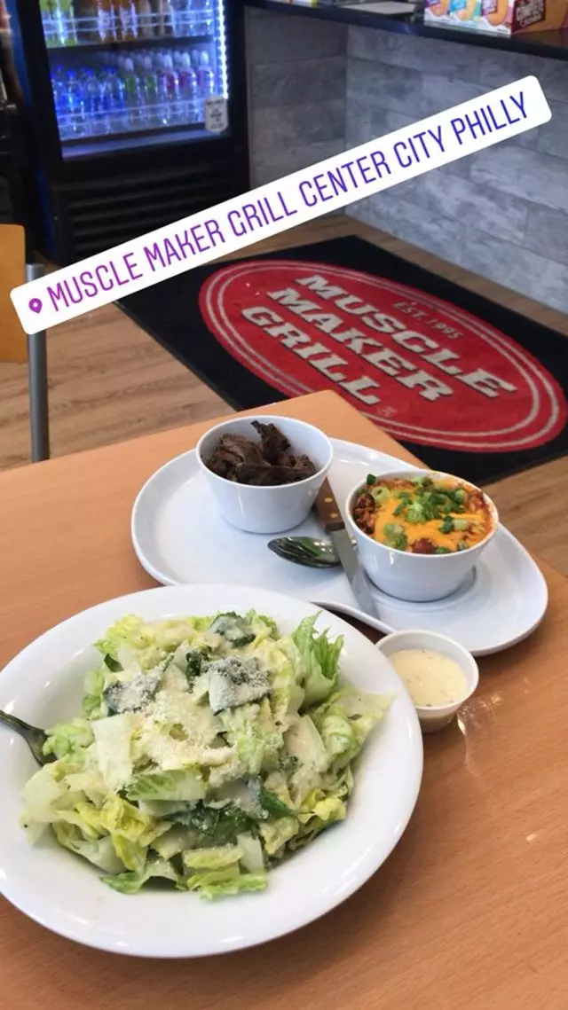Muscle Maker Grill