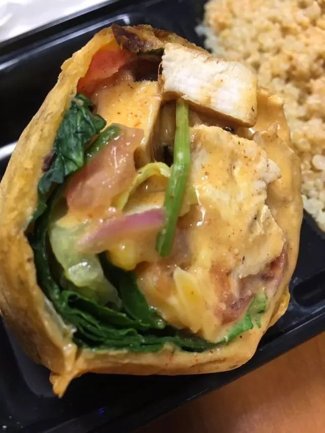 Muscle Maker Grill