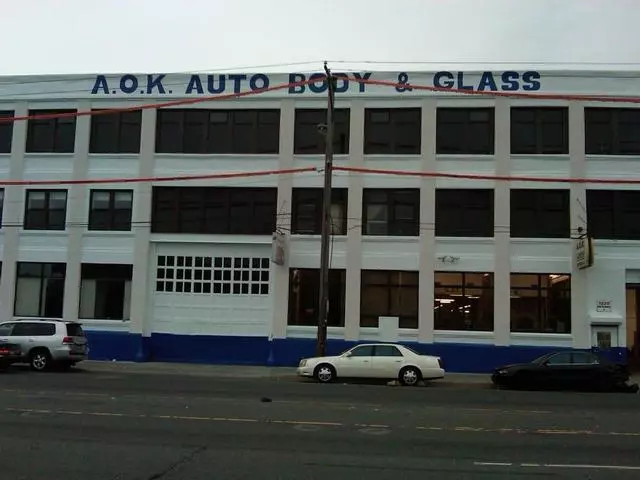AOK Auto Body & Glass