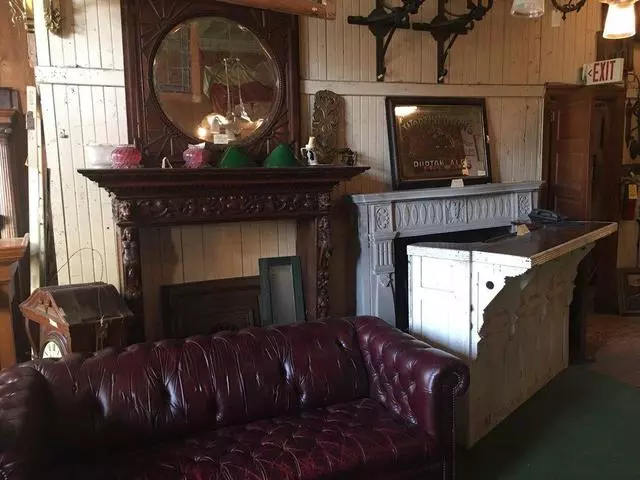 Architectural Antiques Exchange
