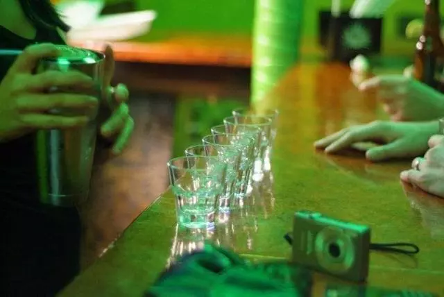 Authentic Bartending School